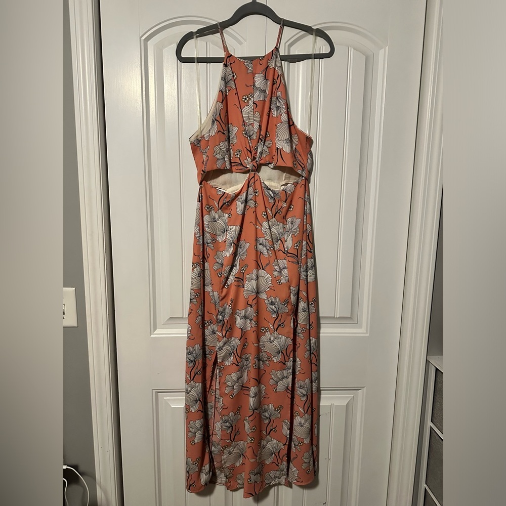 Women’s Large Dress